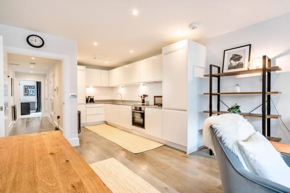 2 bedroom student apartment in Marylebone, London