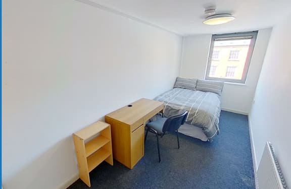 6 bedroom student apartment in City Centre, Nottingham