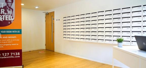 1 bedroom student apartment in Newcastle-under-Lyme, Stoke-on-Trent