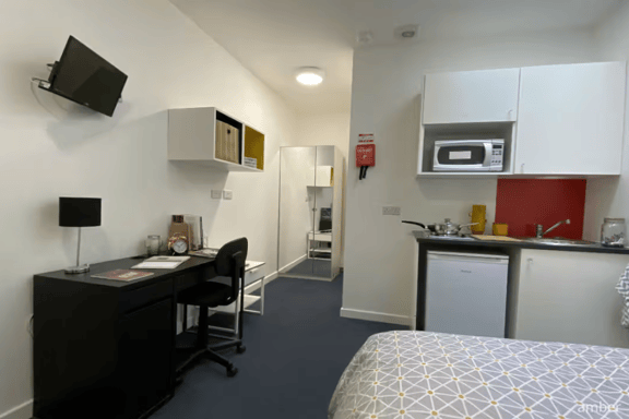 1 bedroom student apartment in City Centre, Coventry