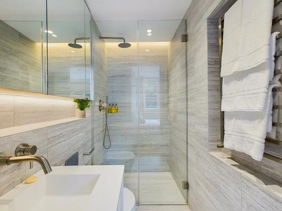 3 bedroom student apartment in Camden, London