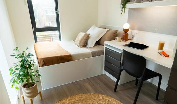 1 bedroom student apartment in City Centre, Canterbury