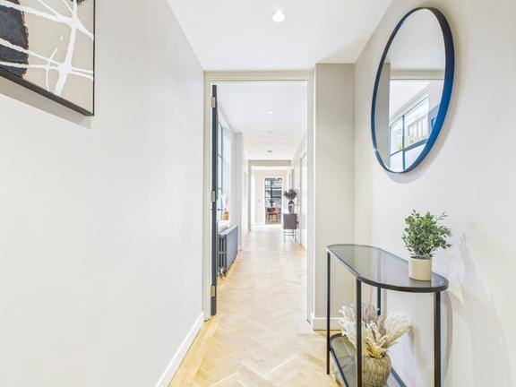 2 bedroom student apartment in Shoreditch, London