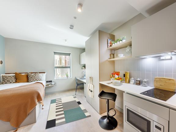 1 bedroom student apartment in Egham, Surrey