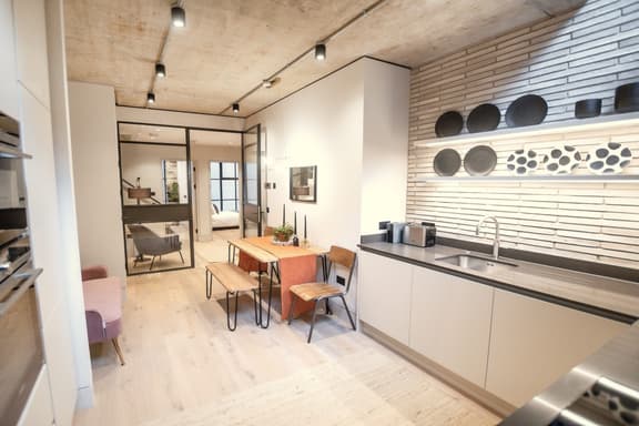 2 bedroom student apartment in Marylebone, London