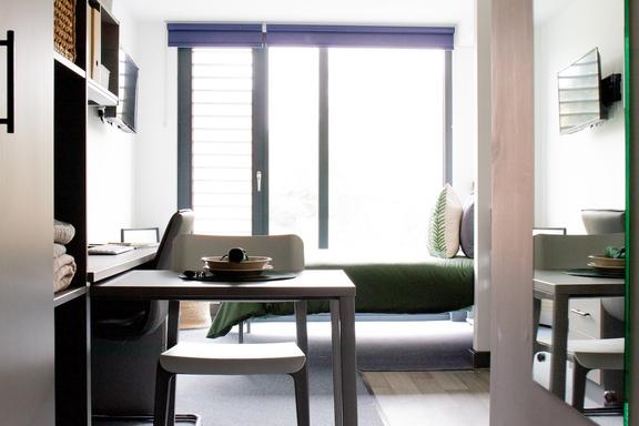 1 bedroom student apartment in Woodhouse, Leeds