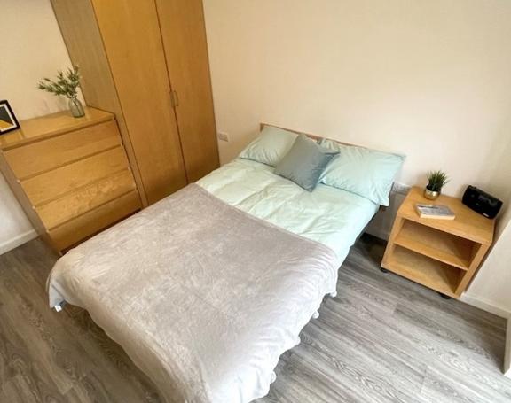 2 bedroom student apartment in West Bar, Sheffield