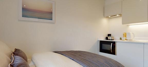 1 bedroom student apartment in Newcastle-under-Lyme, Stoke-on-Trent