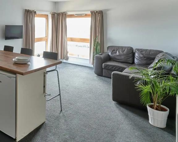 1 bedroom student apartment in Heath Town, Wolverhampton