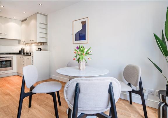 1 bedroom student apartment in Soho, London