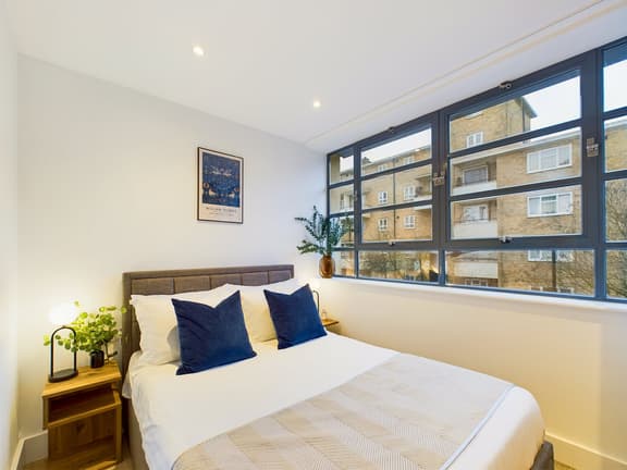 2 bedroom student apartment in Paddington, London