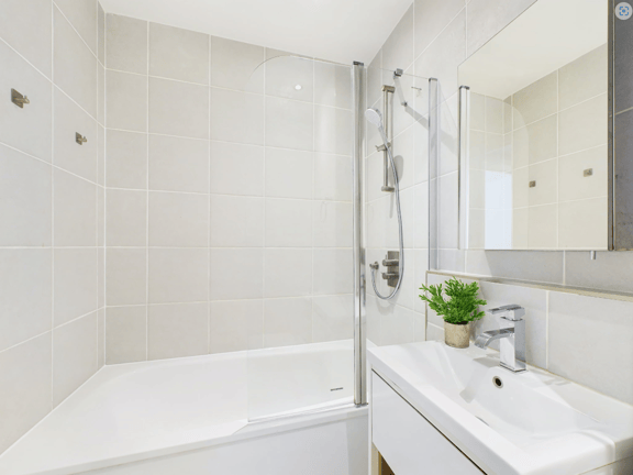 1 bedroom student apartment in Paddington, London