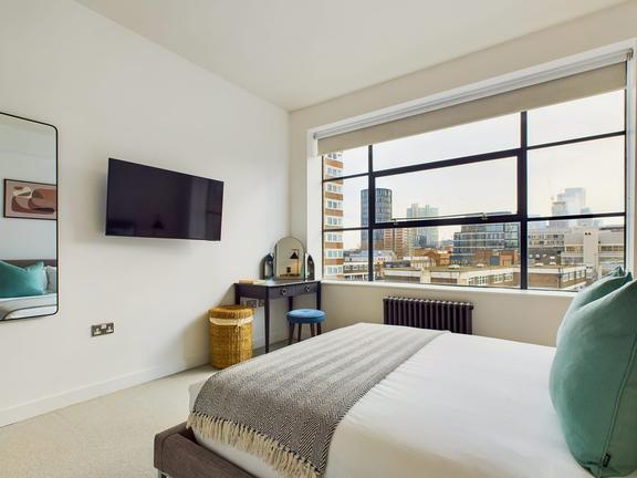 3 bedroom student apartment in Shoreditch, London