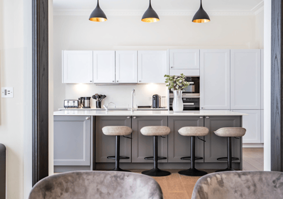 2 bedroom student apartment in Soho, London