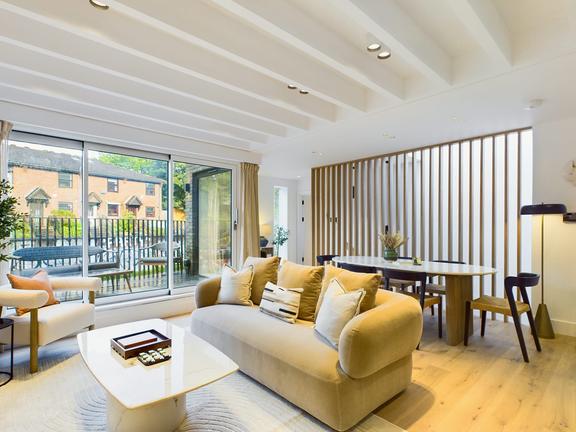 3 bedroom student apartment in Camden, London