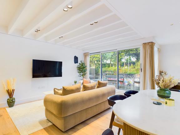 3 bedroom student apartment in Camden, London