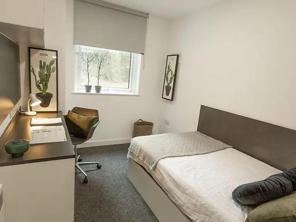 5 bedroom student apartment in King's Mile, Canterbury
