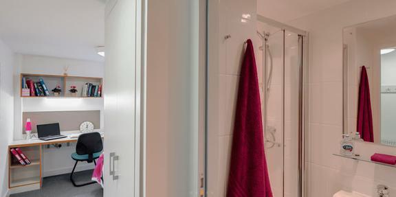 1 bedroom student apartment in Mutley Plain, Plymouth