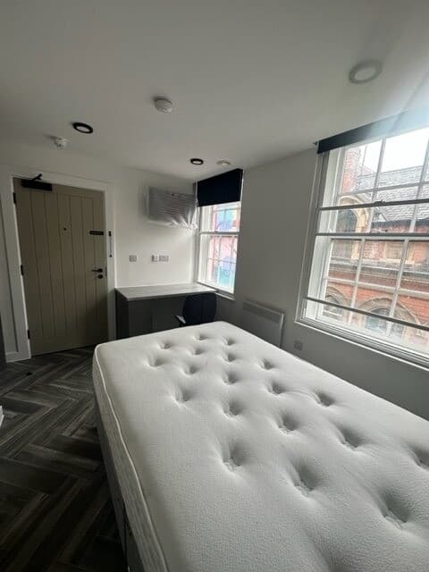 6 bedroom student apartment in City Centre, Nottingham
