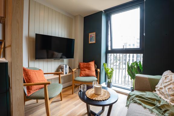 3 bedroom student apartment in Brent Cross, London