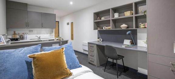 1 bedroom student apartment in Penkhull, Stoke-on-Trent