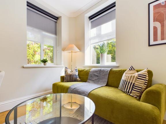 1 bedroom student apartment in Soho, London