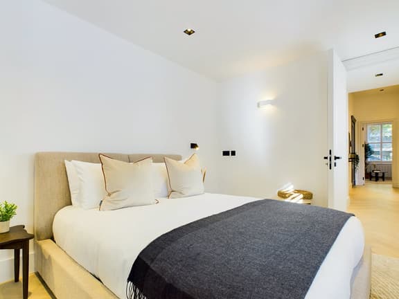 2 bedroom student apartment in Marylebone, London
