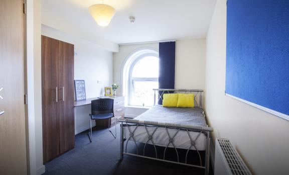 1 bedroom student apartment in Newsome, Huddersfield