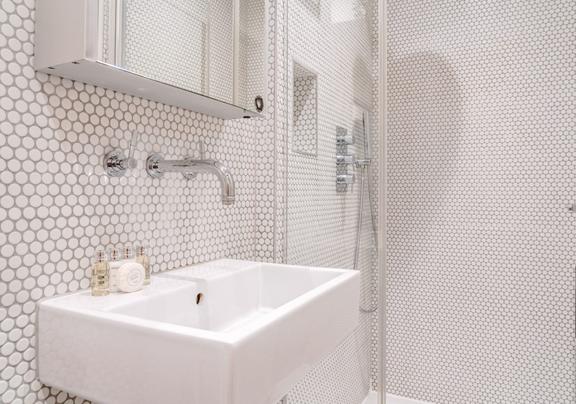 1 bedroom student apartment in Soho, London