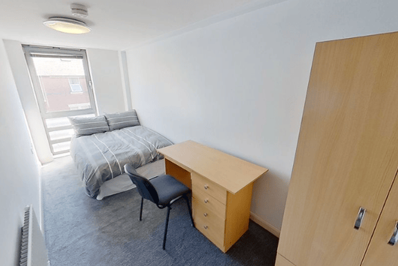 6 bedroom student apartment in City Centre, Nottingham