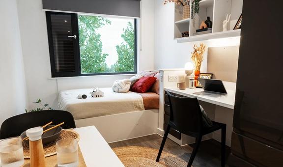 1 bedroom student apartment in City Centre, Canterbury