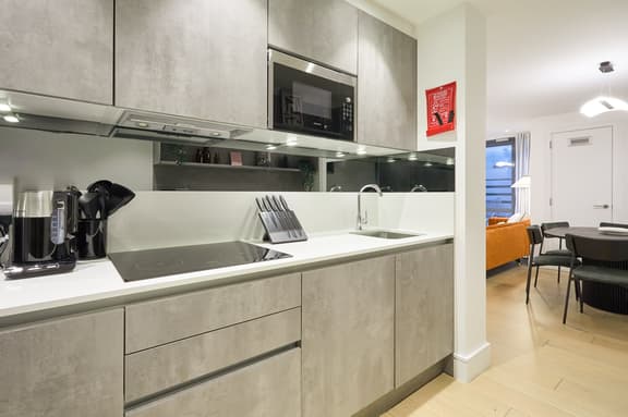 3 bedroom student apartment in Paddington, London