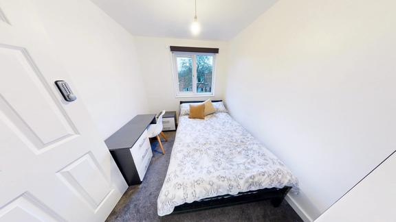 1 bedroom student apartment in Norfolk Park, Sheffield
