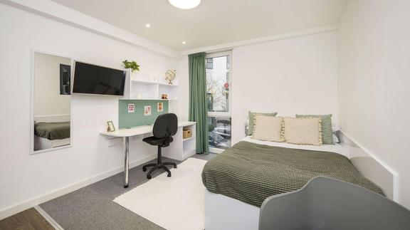 2 bedroom student apartment in City Centre, Leicester