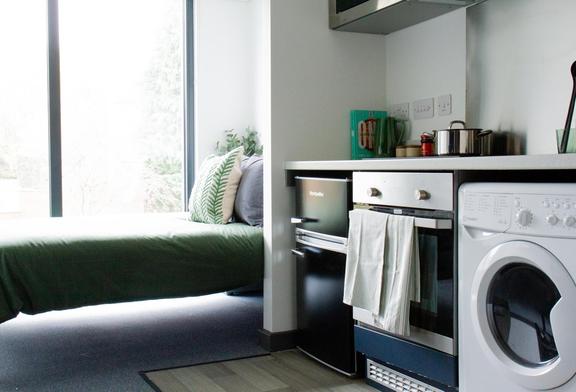 1 bedroom student apartment in Woodhouse, Leeds