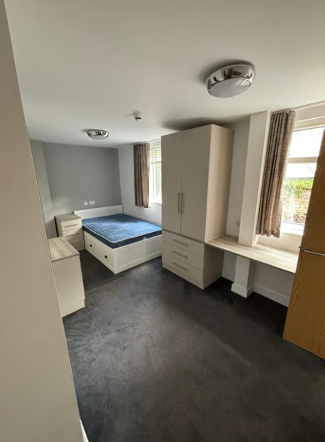 3 bedroom student apartment in City Centre, Nottingham