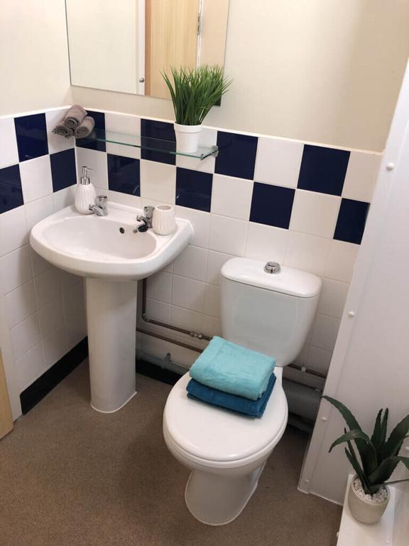 6 bedroom student apartment in Great Horton, Bradford