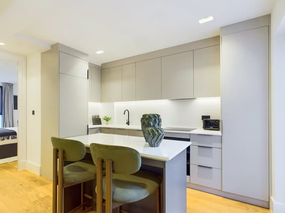 2 bedroom student apartment in Marylebone, London