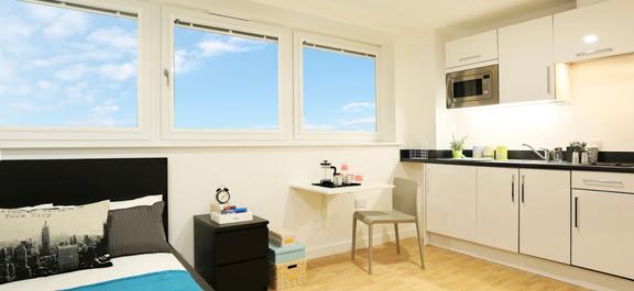 1 bedroom student apartment in Newcastle-under-Lyme, Stoke-on-Trent