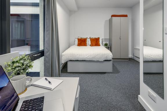 1 bedroom student apartment in Highfields, Leicester