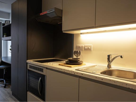 1 bedroom student apartment in Woodhouse, Leeds