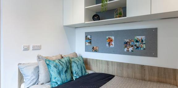 1 bedroom student apartment in City Centre, Plymouth