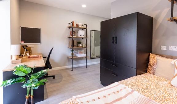 1 bedroom student apartment in Broomhall, Sheffield