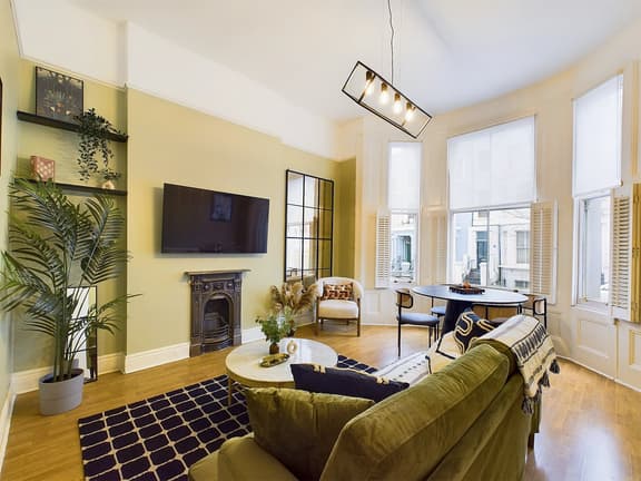 1 bedroom student apartment in Hammersmith & Shepherd's Bush, London