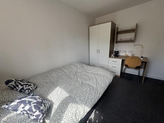 6 bedroom student apartment in City Centre, Nottingham