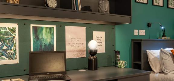 1 bedroom student apartment in Woodhouse, Leeds