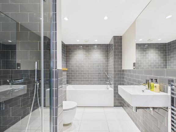 3 bedroom student apartment in Shoreditch, London