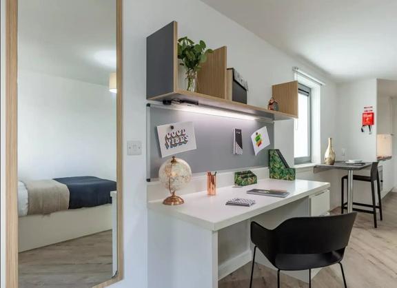 1 bedroom student apartment in Adamsdown, Cardiff