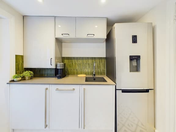 1 bedroom student apartment in Hammersmith & Shepherd's Bush, London
