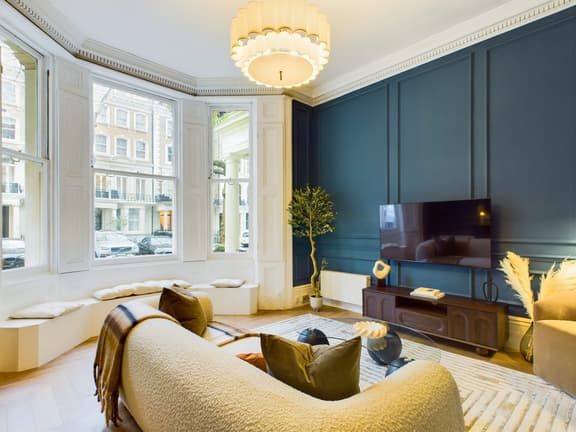 2 bedroom student apartment in Chelsea, London